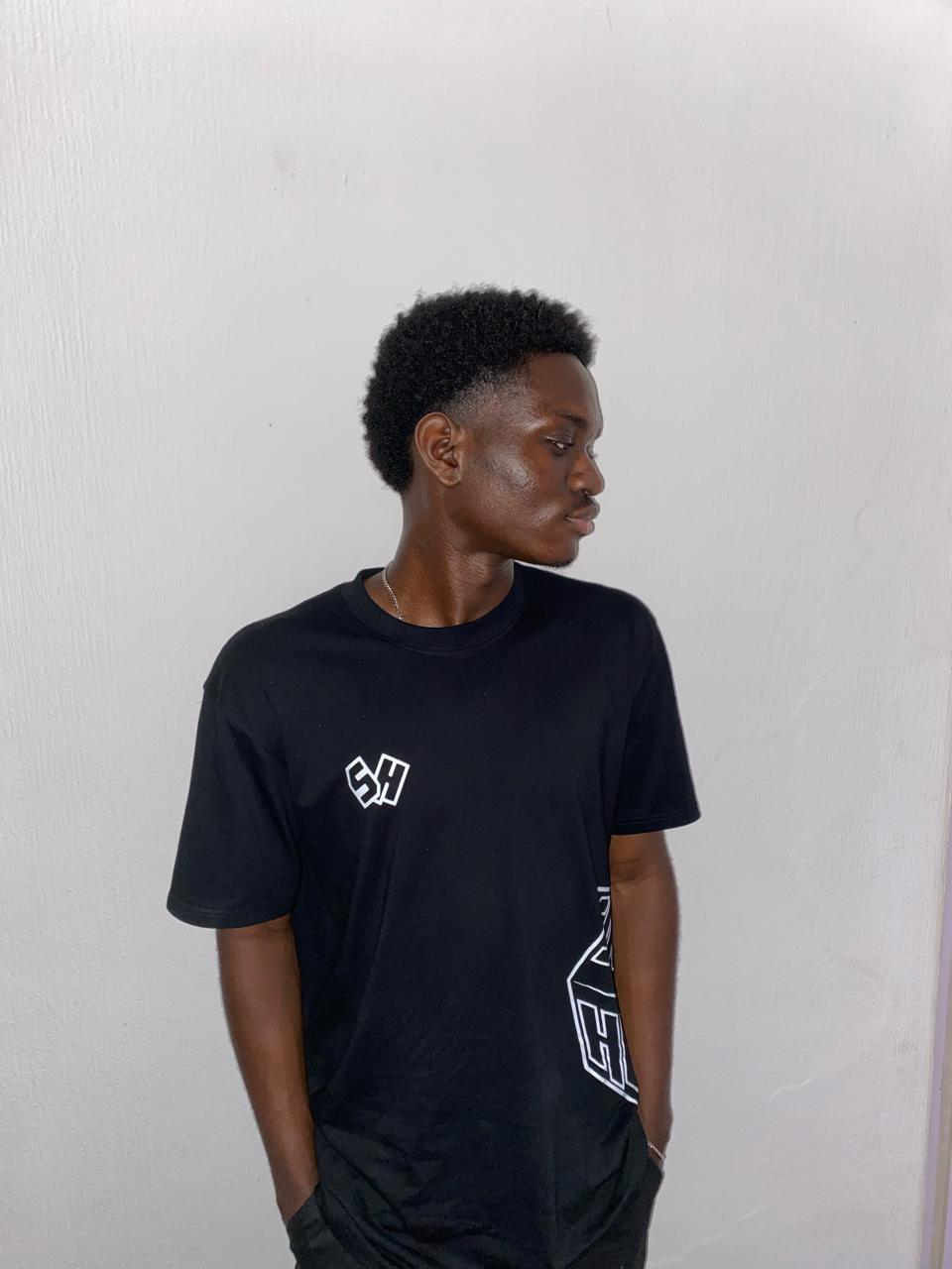 ESSENTIAL TEE image