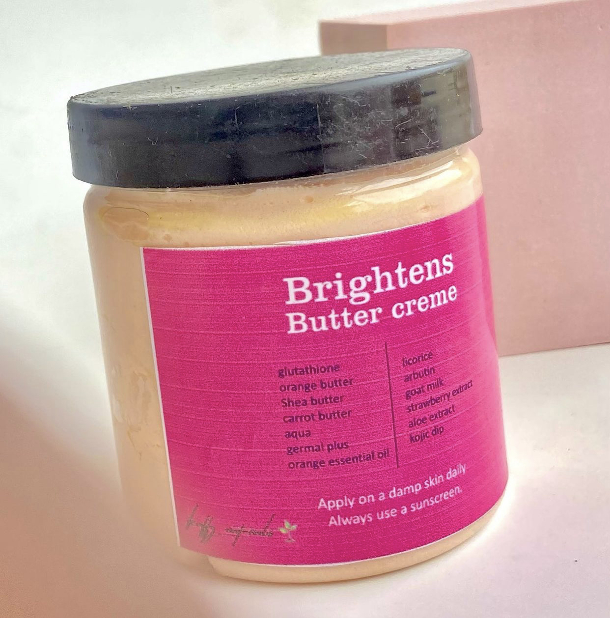 Brightens butter creme