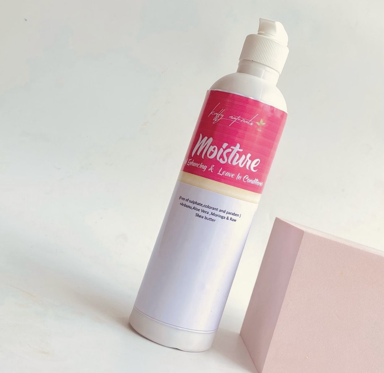 Moisture leave in conditioner