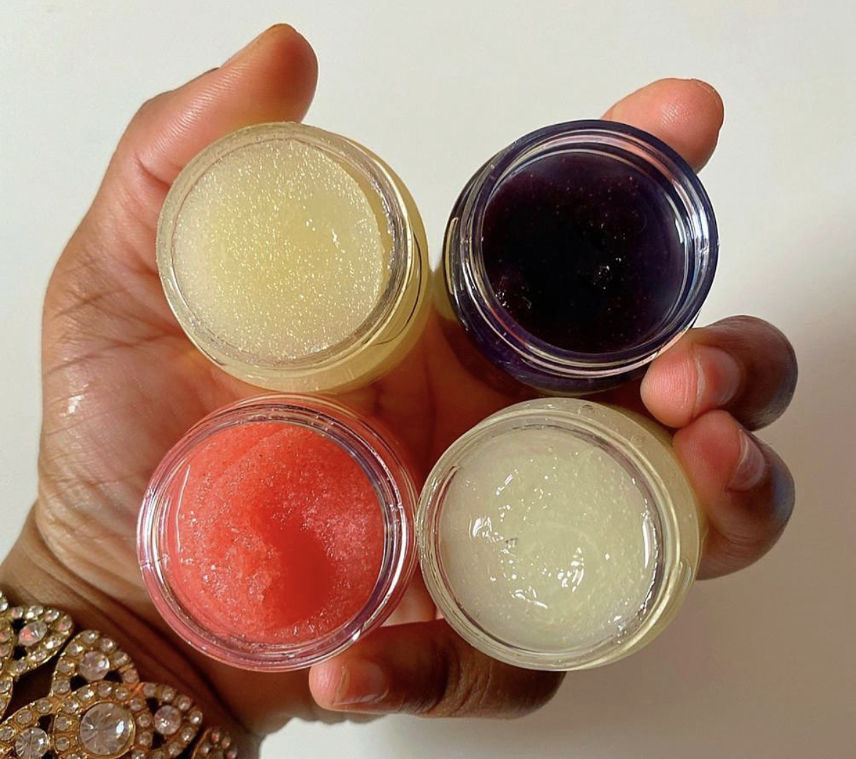 Lips scrub