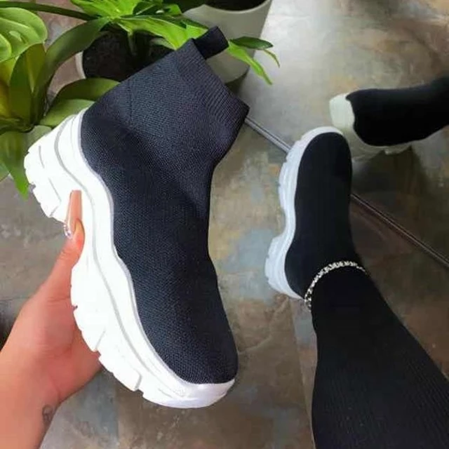 Tie-dye High Top Women Fashion Sneakers Image