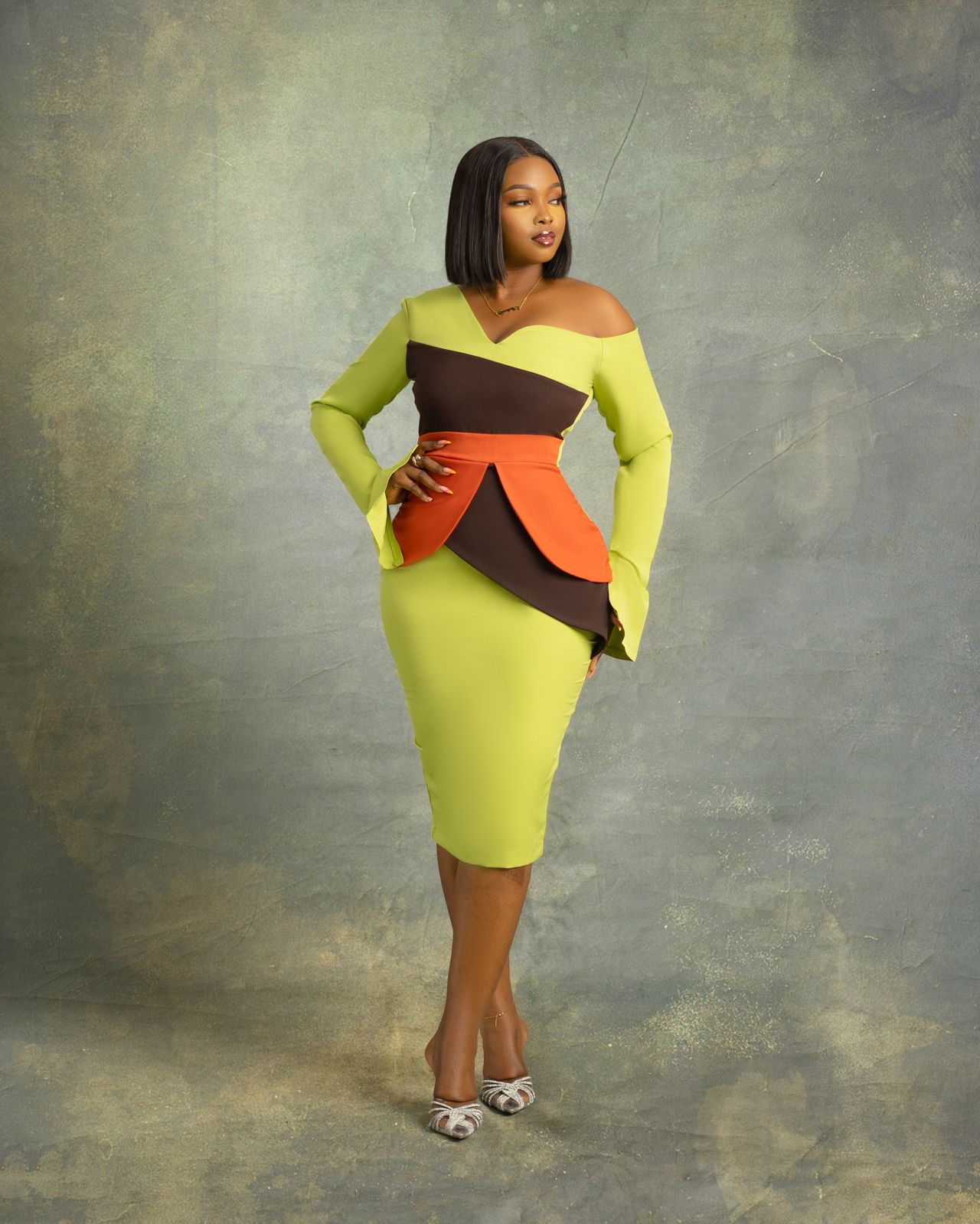 Aurora’s charm dress image