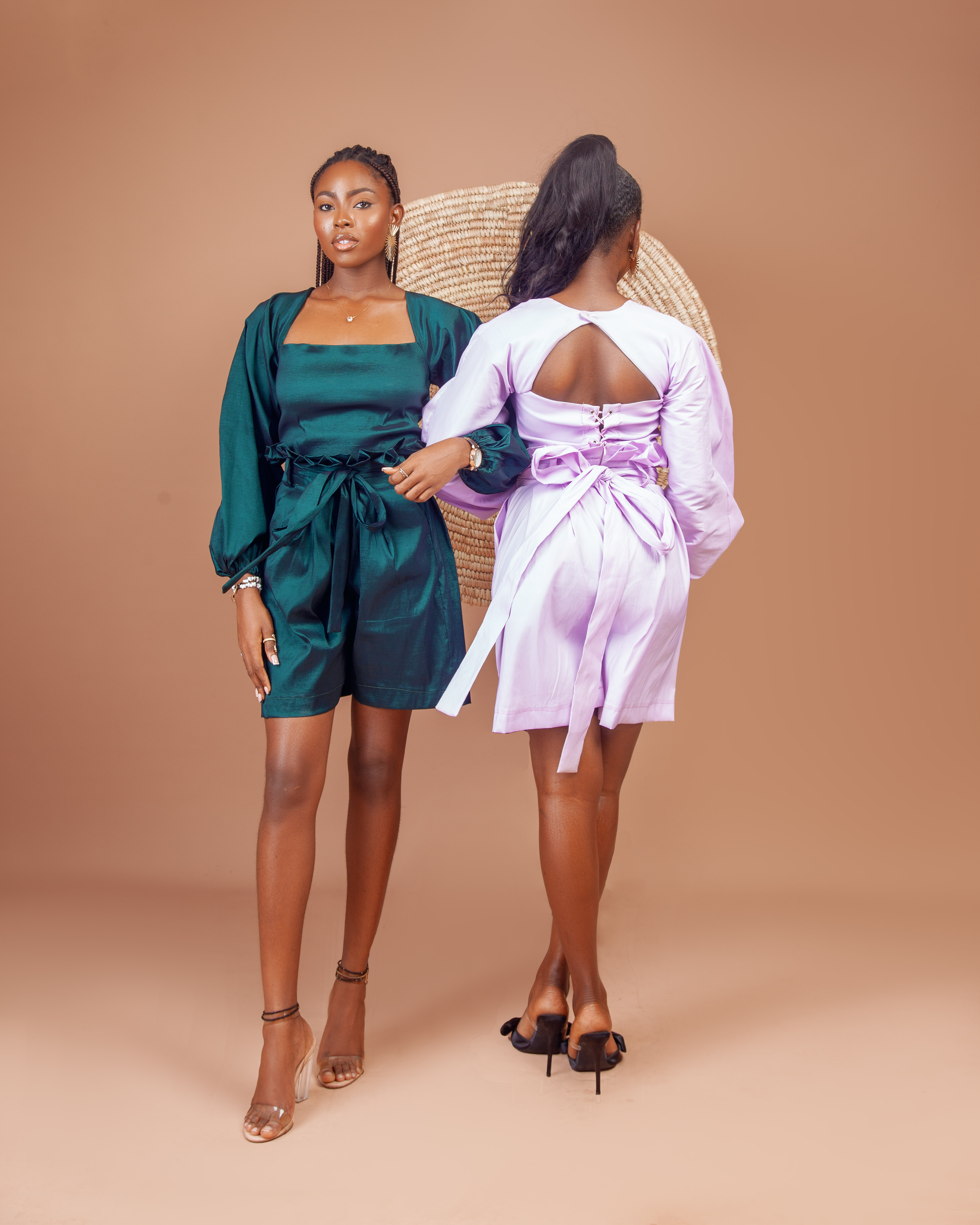 Look 005 Taffy crop and shorts