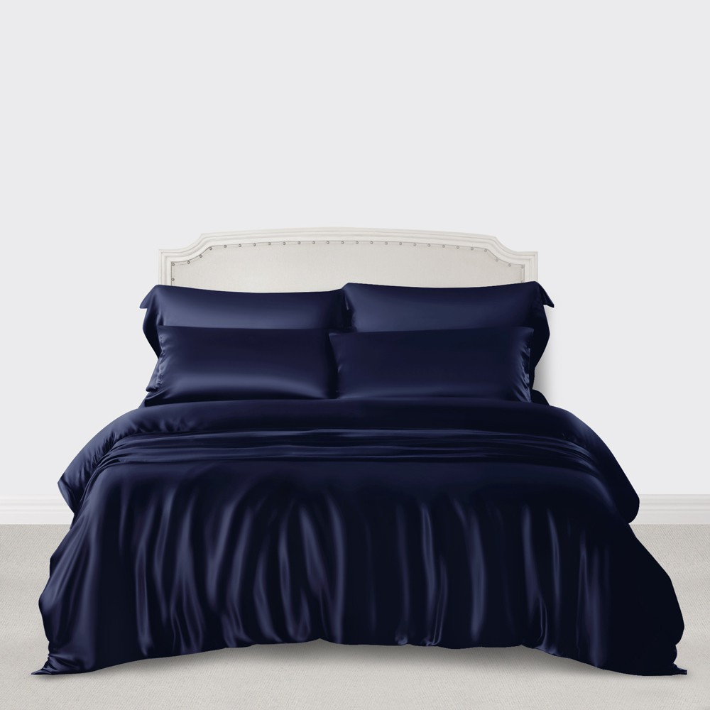 Navy— St Charles 6 Piece Egyptian Silk Bedding Set image
