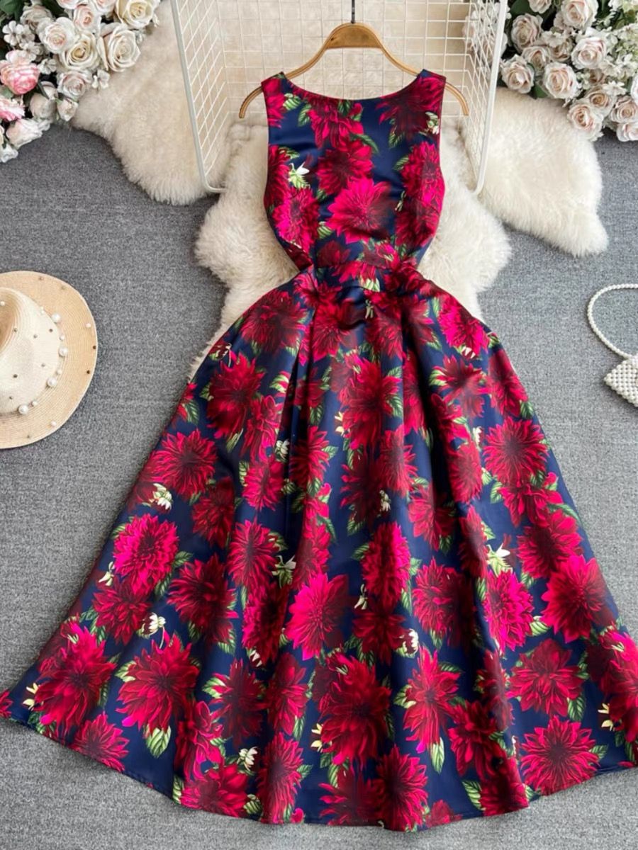 Check your facts floral dress CD715 image