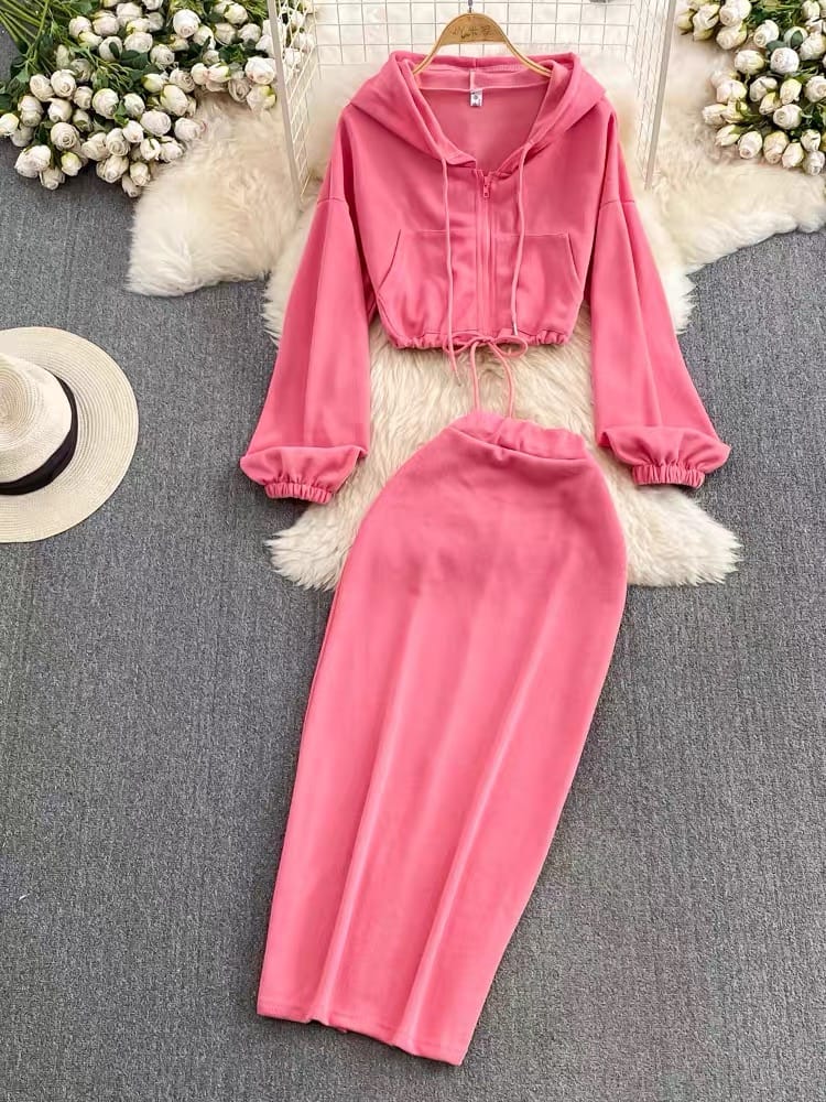 In with the new sweat set STP47 image