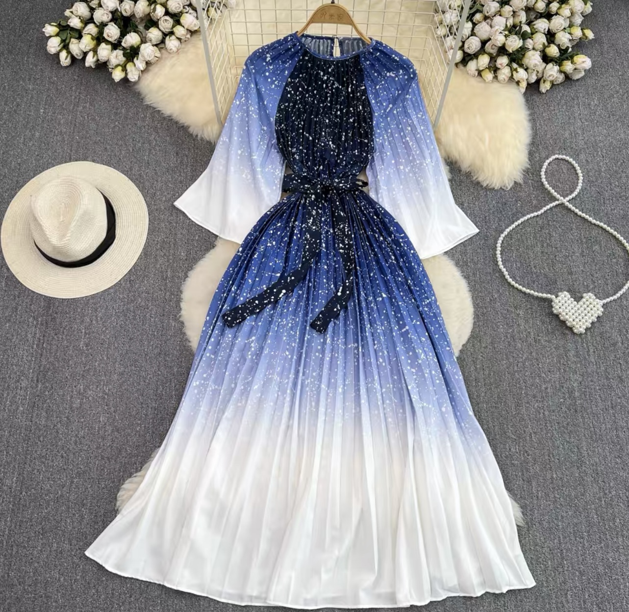 Royal queen dress CD283 image