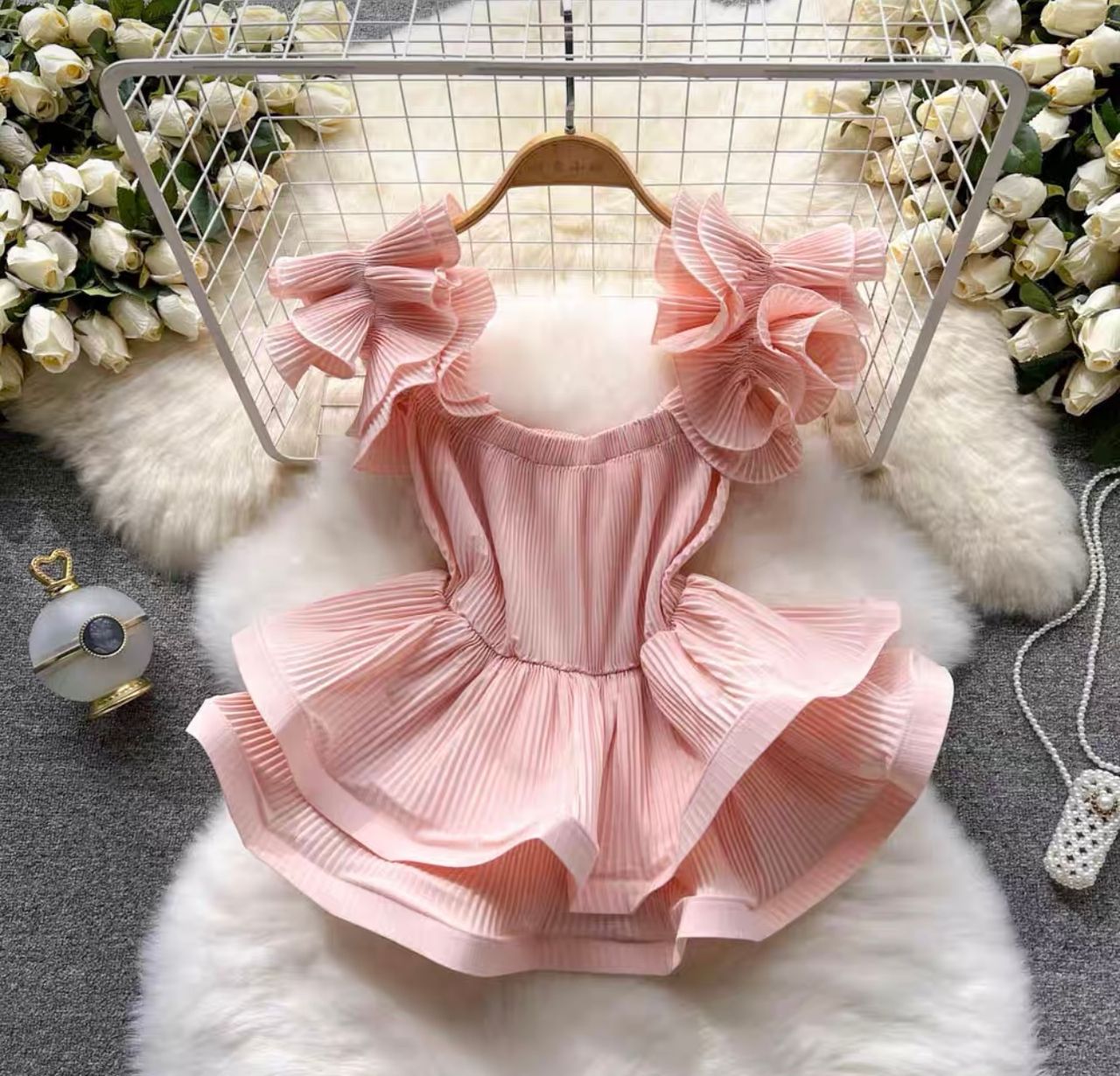 Baby got back daisy top TZZ621 image