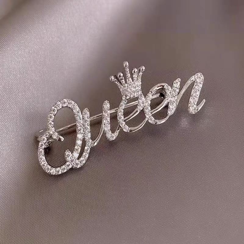 Queen brooch JW159 image
