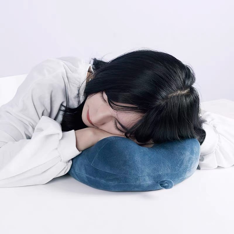 Catch flights neck pillow AC150 image