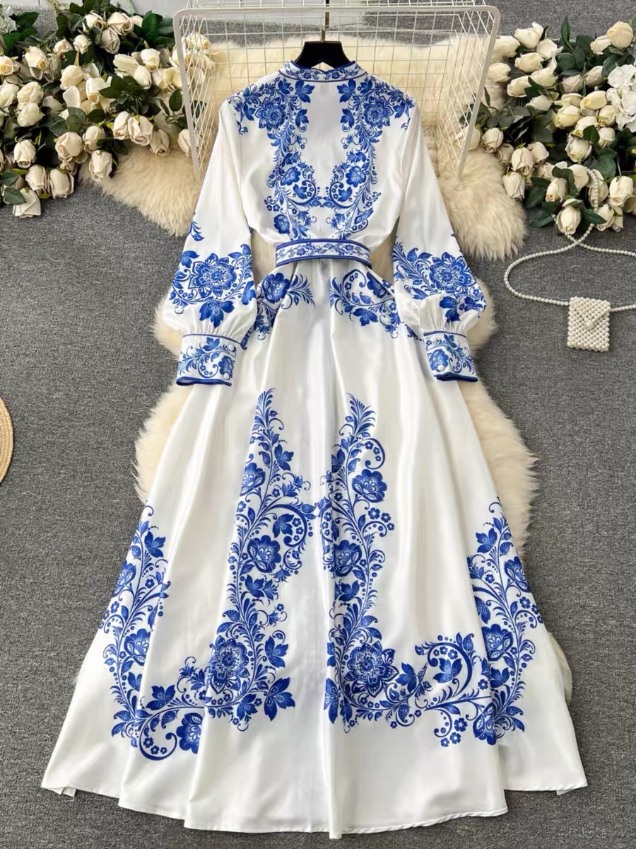 Red carpet worthy print dress ED202 image