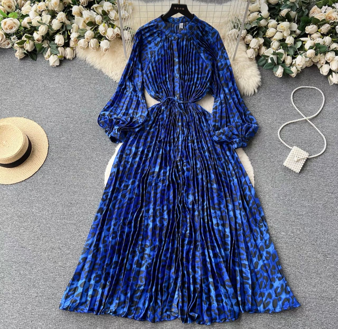 Cute but spoiled print dress FD215 image