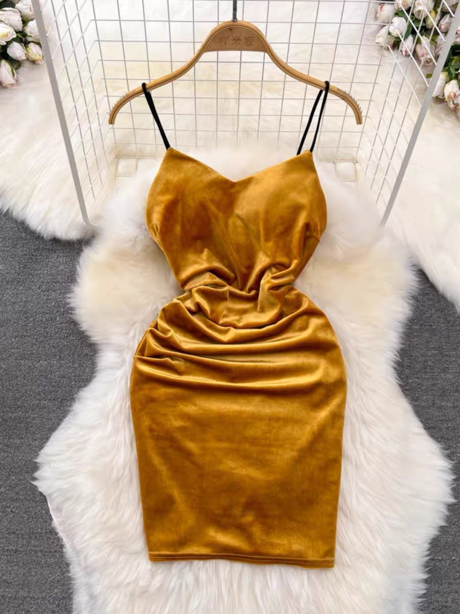 Came to party velvet dress CBC334