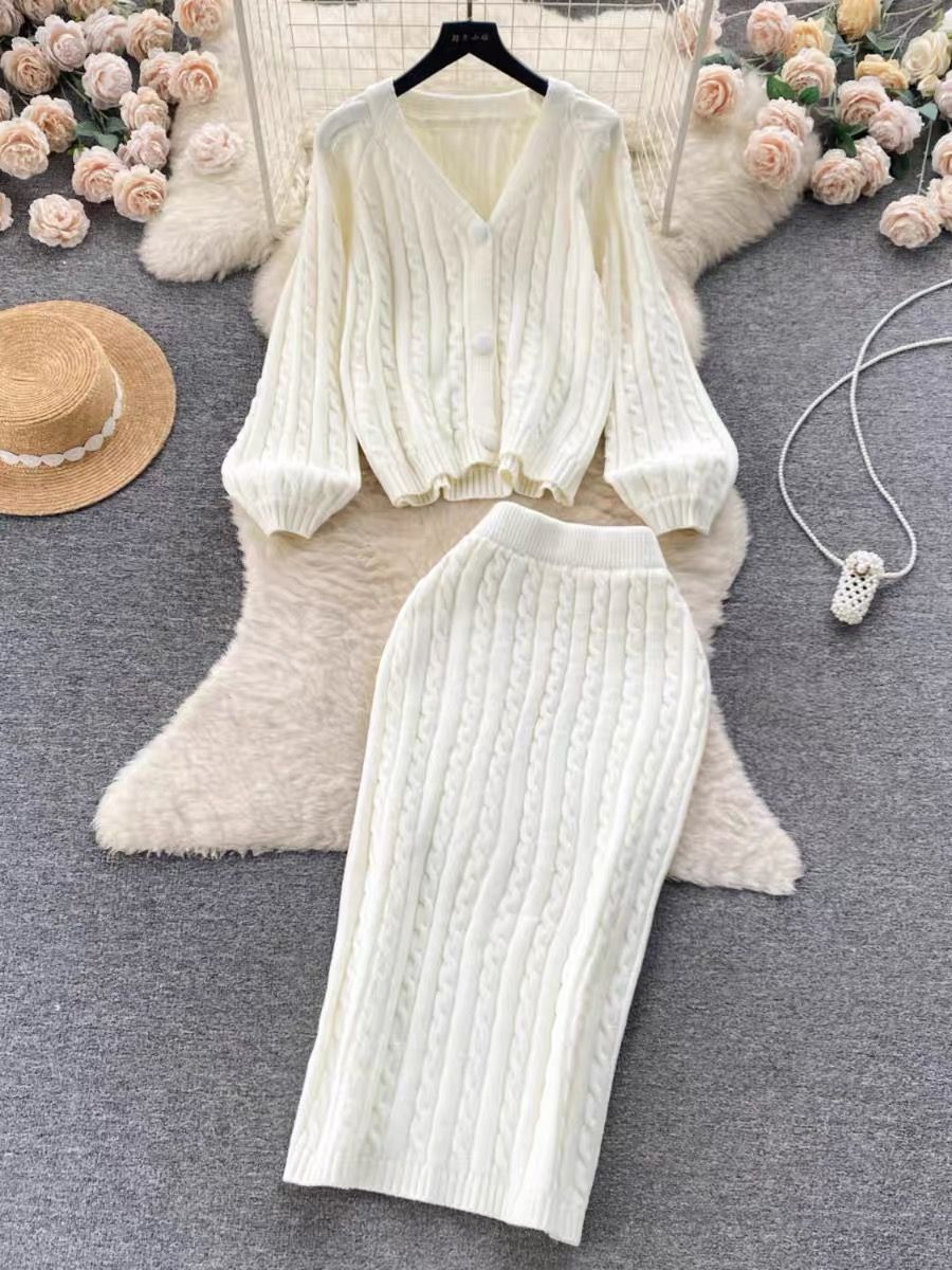 Simply stunning knitted set TPZZ3193 image