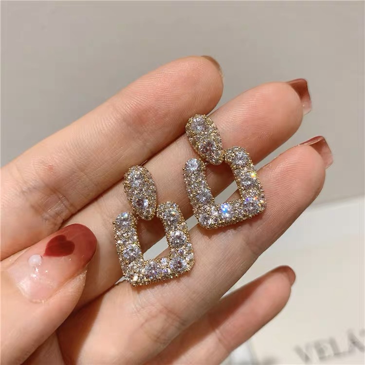 Don’t be late princess earrings JW147 image