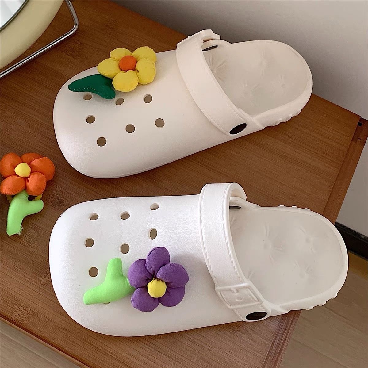 Sheridan crocs SNZZ323 image