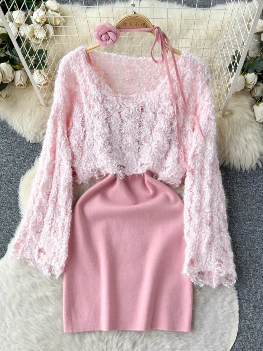 Meet me at the tiki bar woolen set CBC212