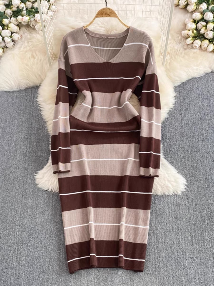 Dinner plans sweater dress KD196