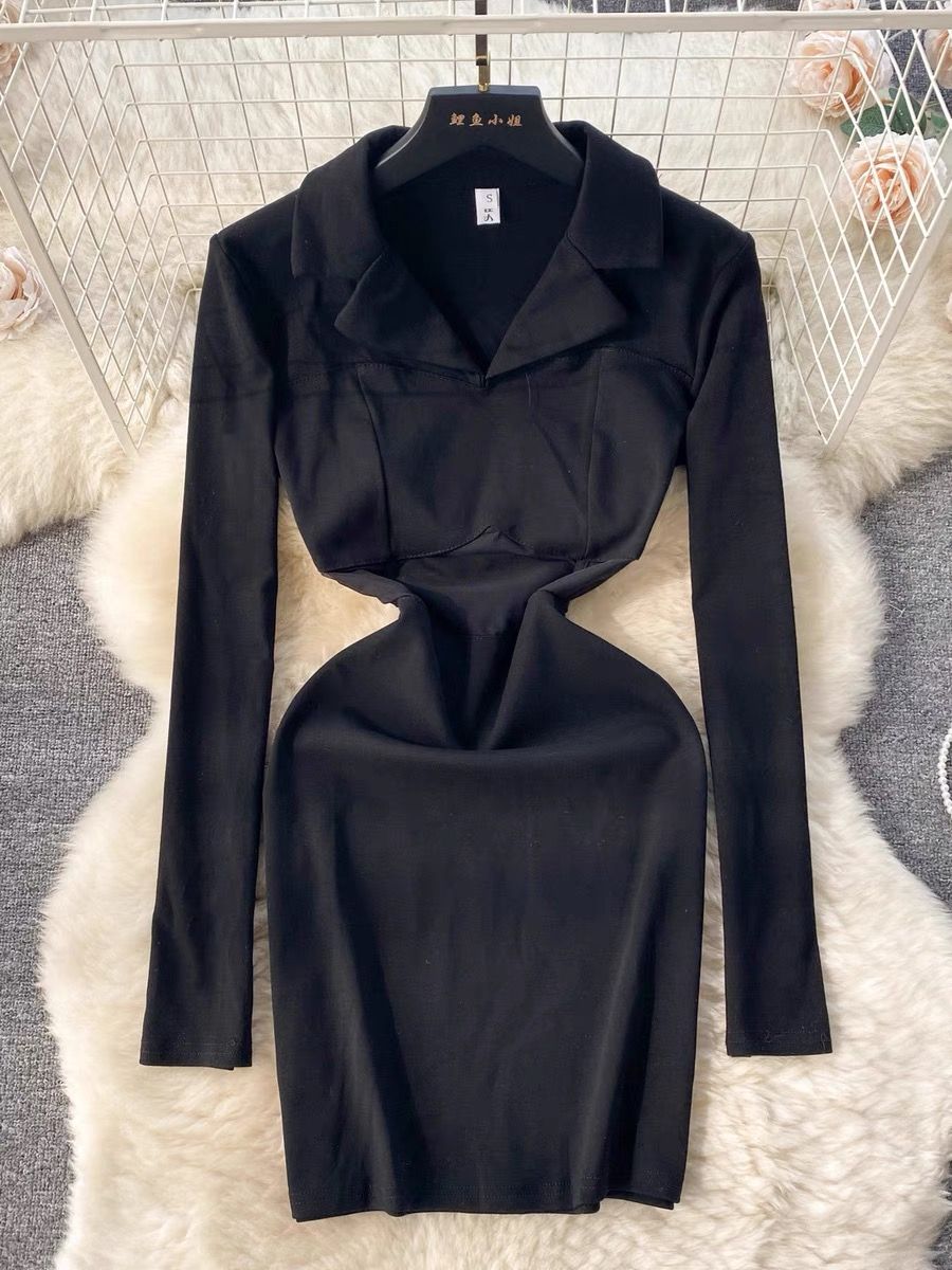 The queen has arrived dress CBC508 image