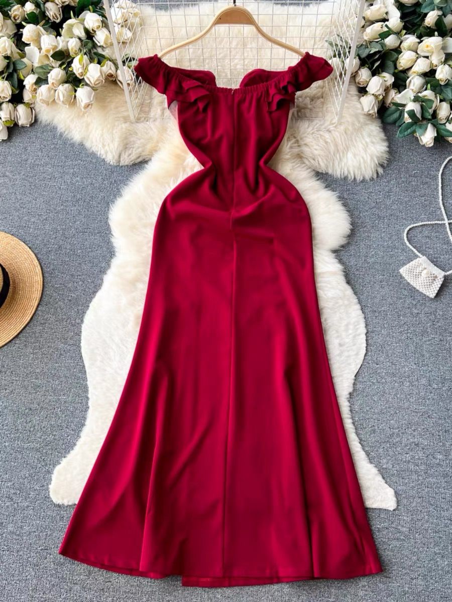 Red roses dinner date dress EVD45 image