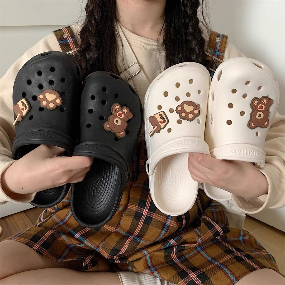 Last min trip crocs SNZZ311 image