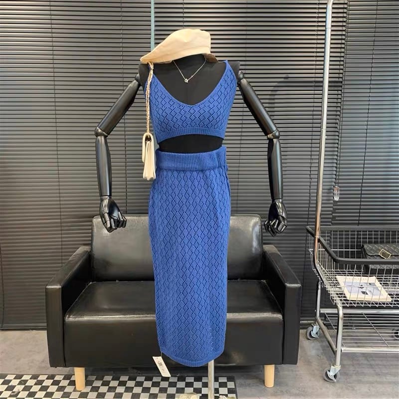 All over town knit set image