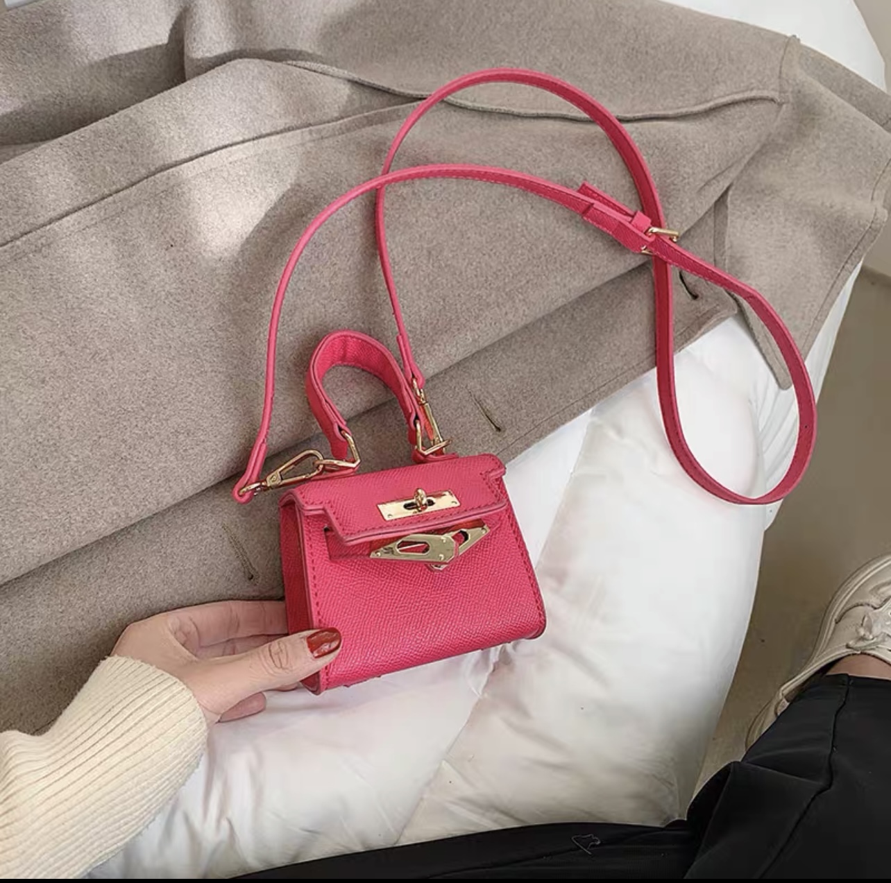 Block you out mini bag BG172 image