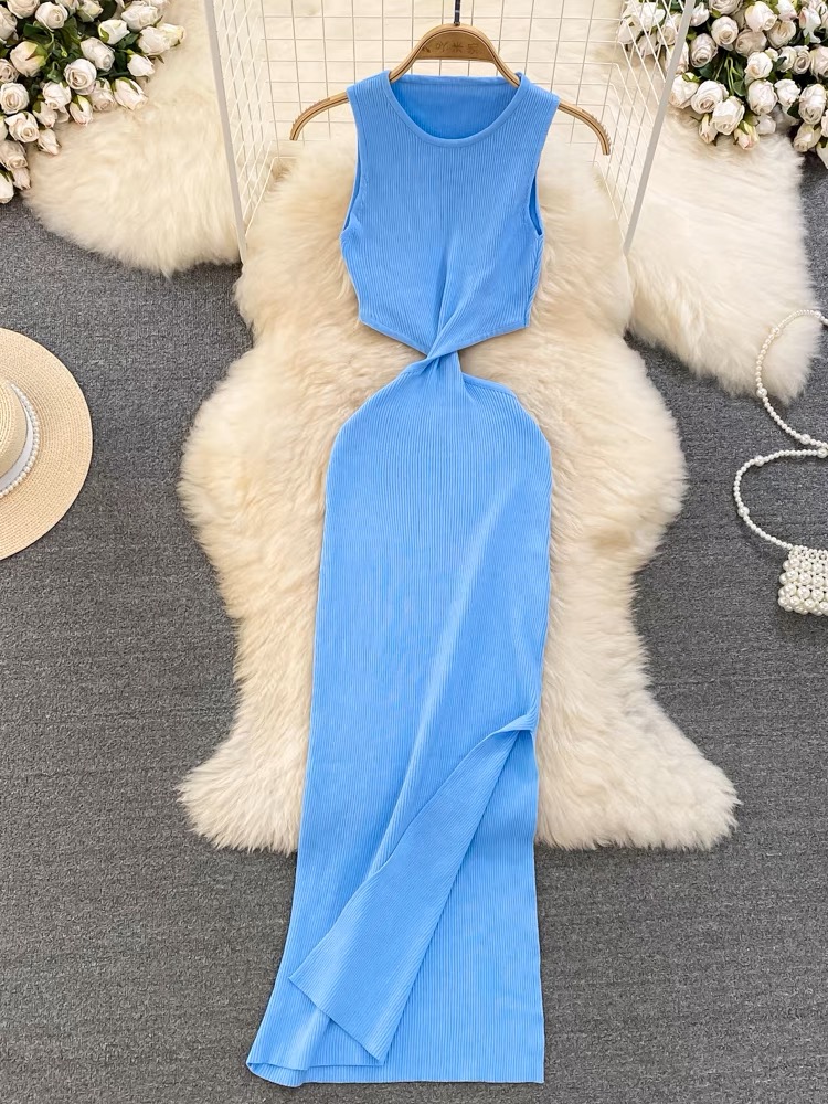Moving around knit gown KBC46