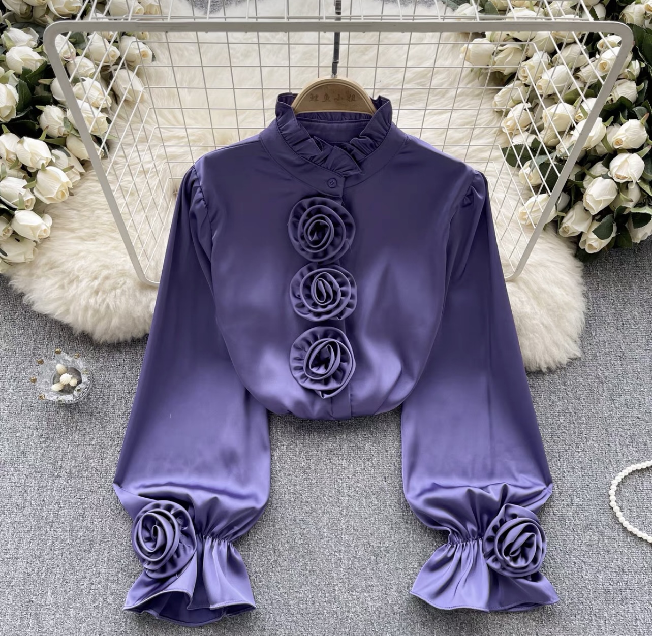 She’s a royal blouse BE258 image