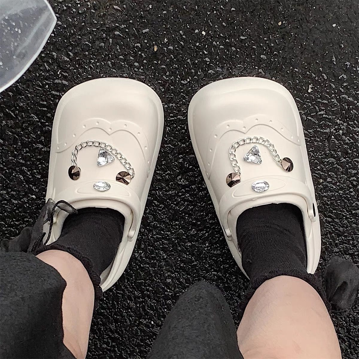 Momah babe crocs SNZZ319 image