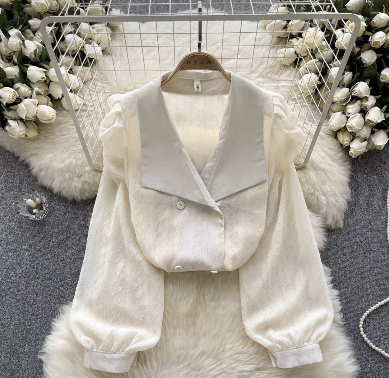Meet you in the city blouse BE235 image