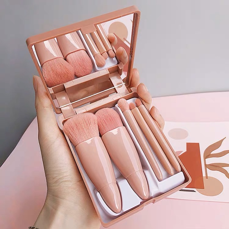 Wrap this up beauty brushes MK122 image