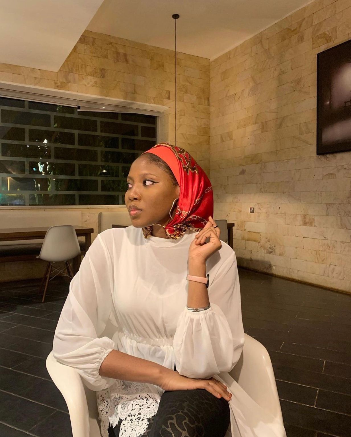 Fashion Side Cut Lace Dress image