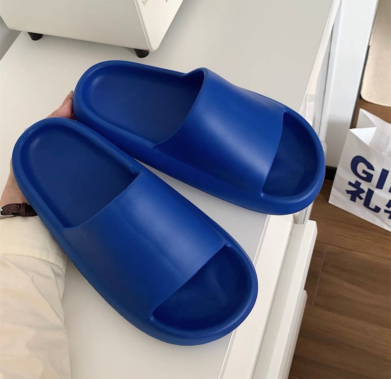 Went viral Comfy slips SNZZ229 image