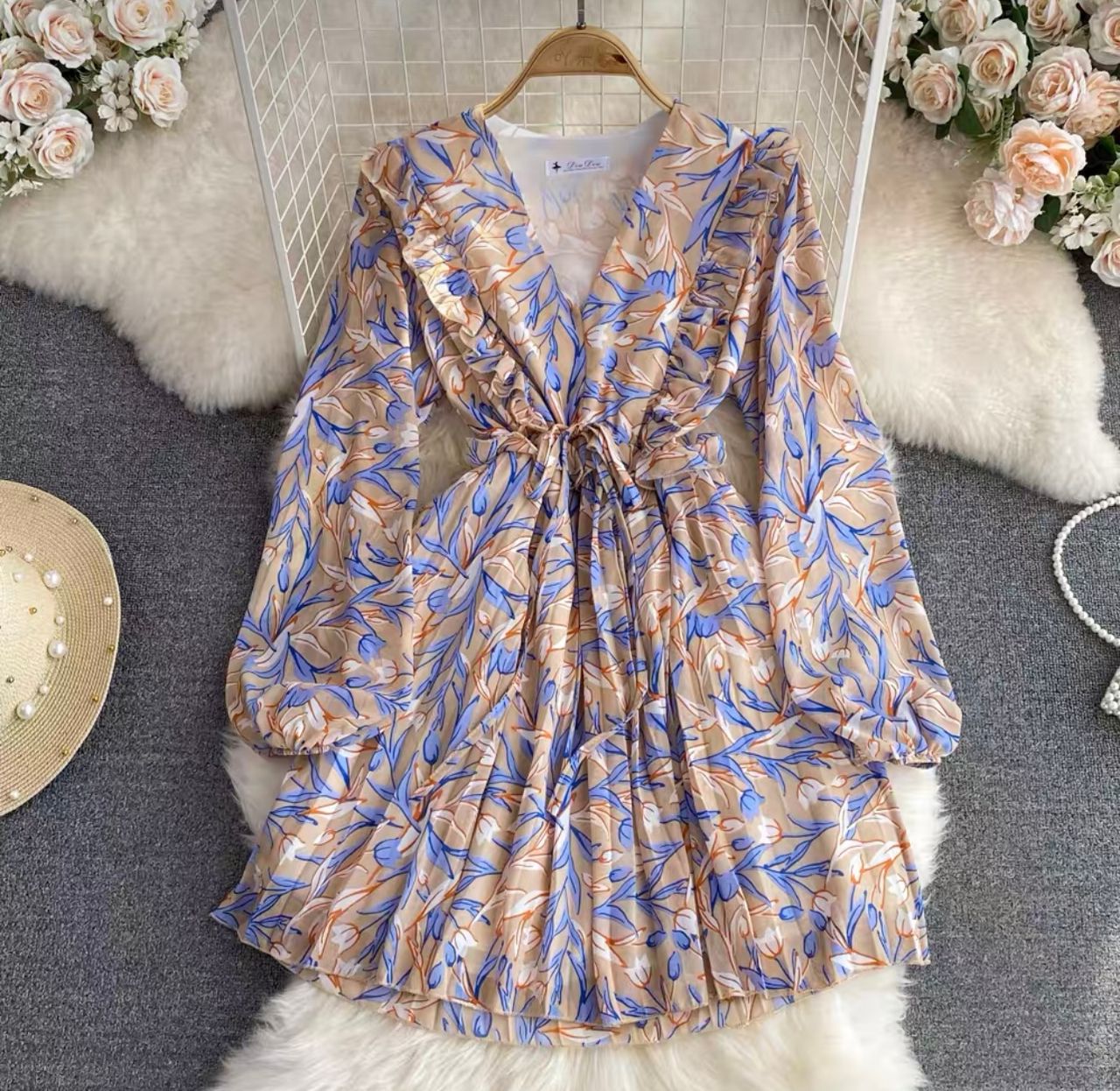 Bossy babe midi dress CD145 image