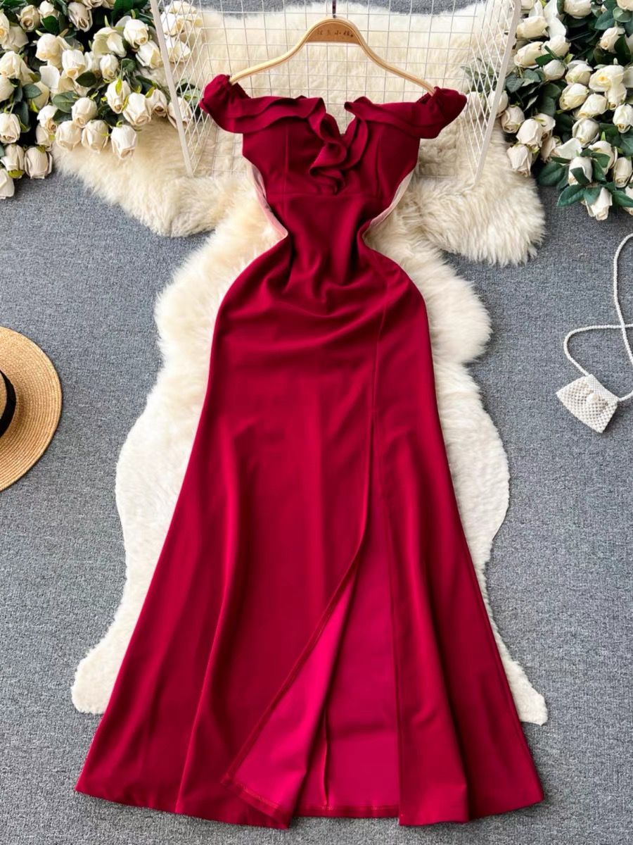 Red roses dinner date dress EVD45 image