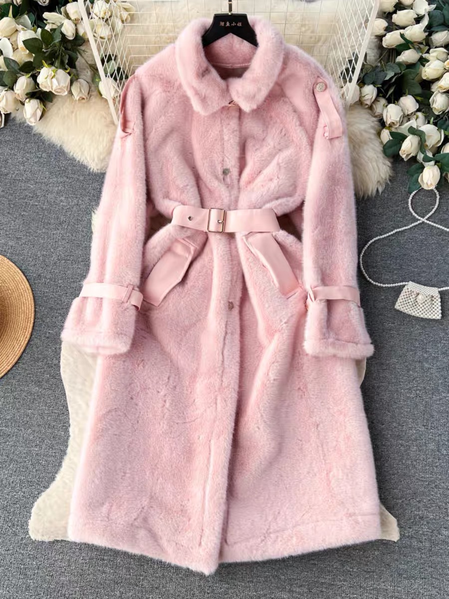 High royalty coat COA139