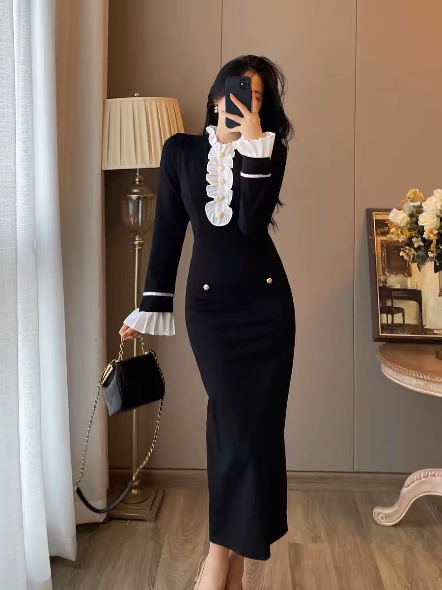 Ideal French woman royal dress FBC60 image