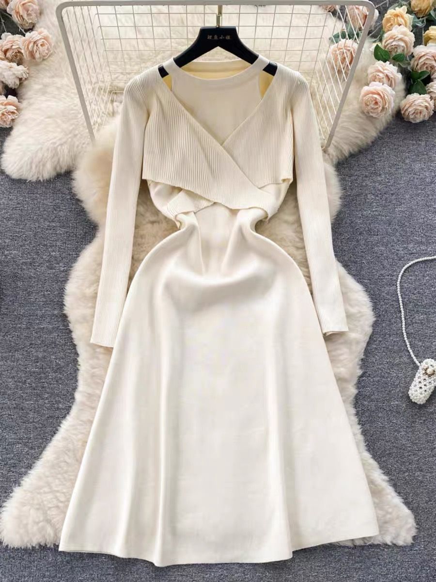 Beige queen knitted dress KD178 image