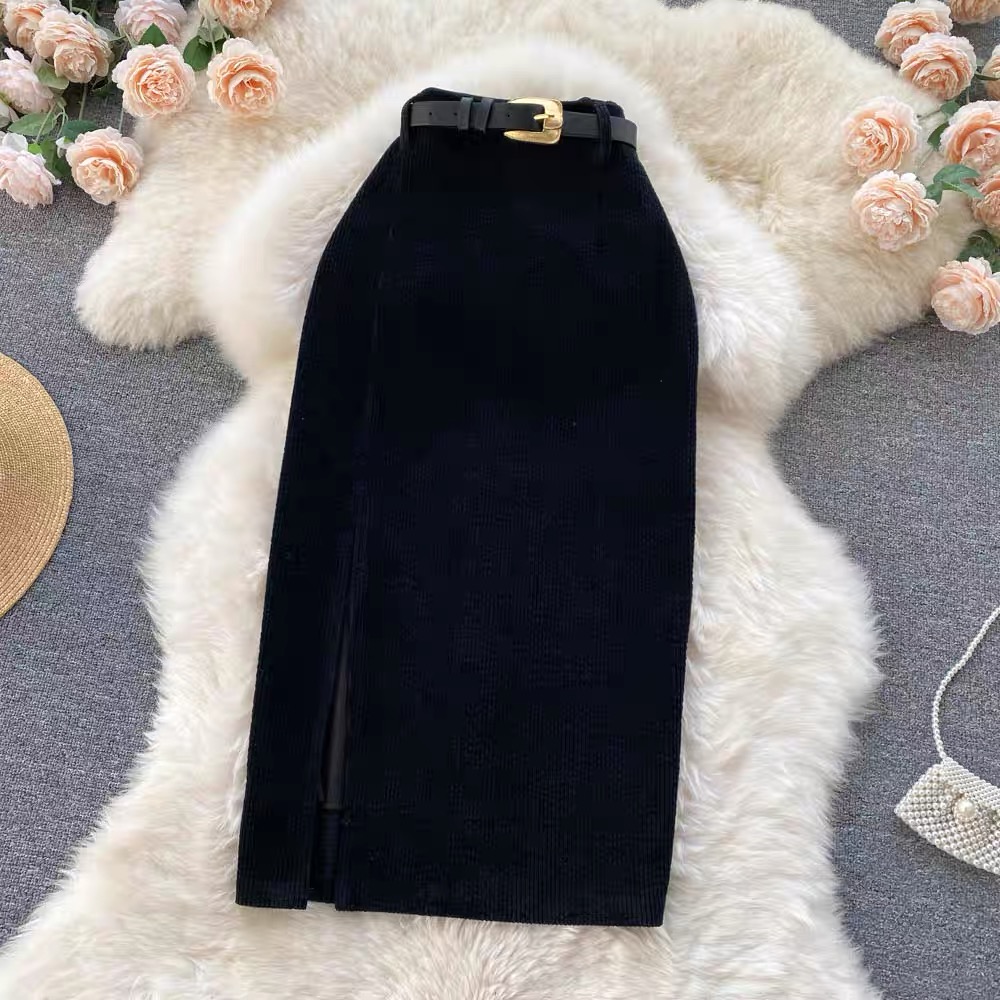 Curving you corduroy skirt SZZ360 image
