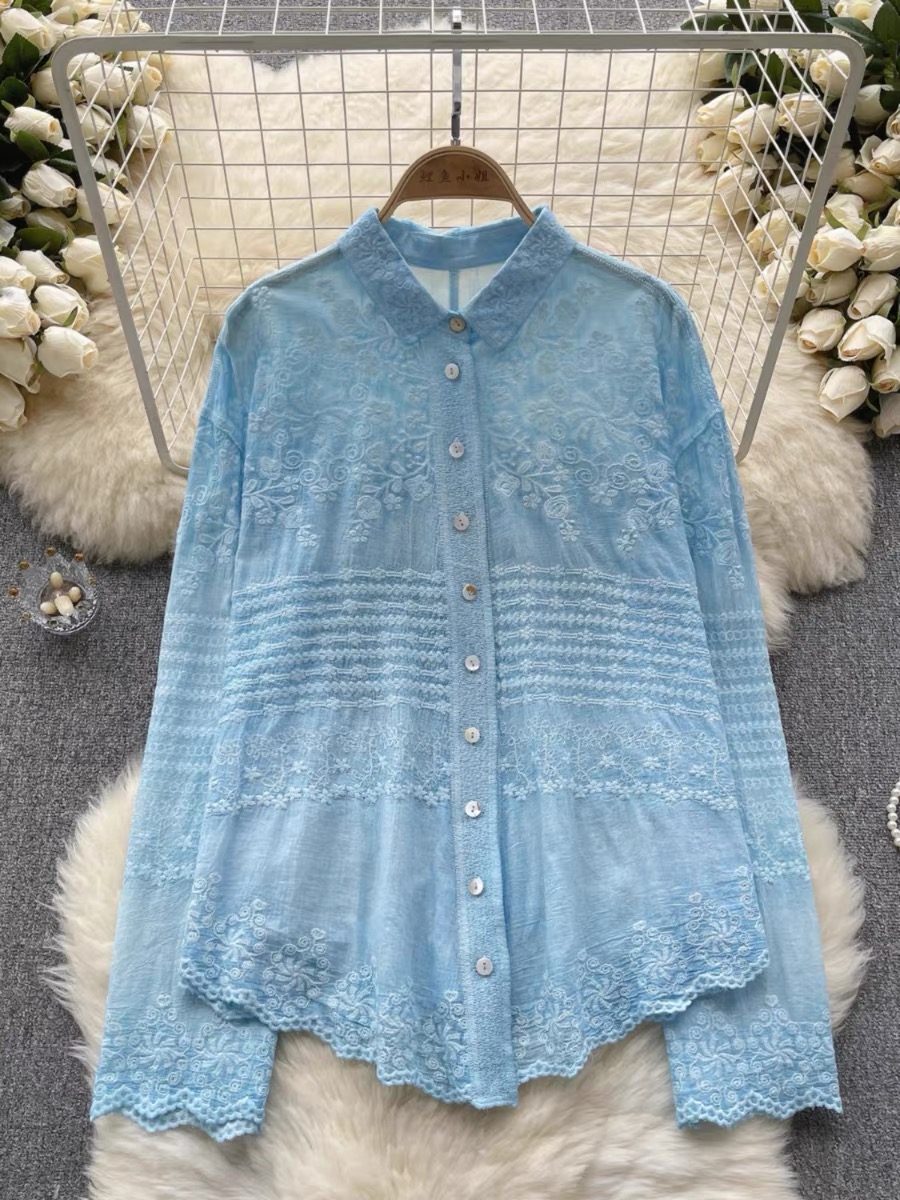 Tipping the glass lace blouse BE214