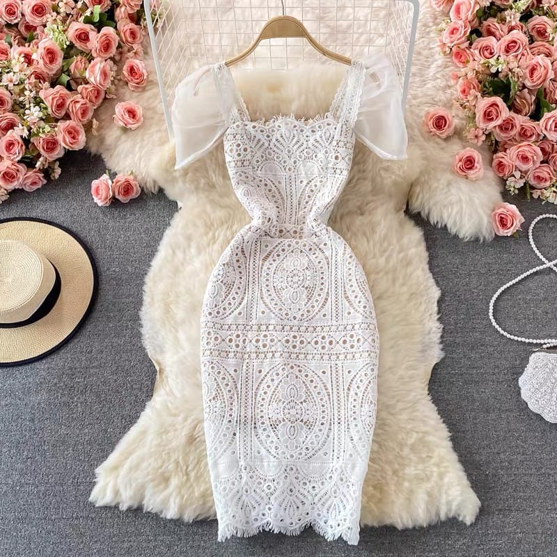Liv wedding lace dress EBC9 image