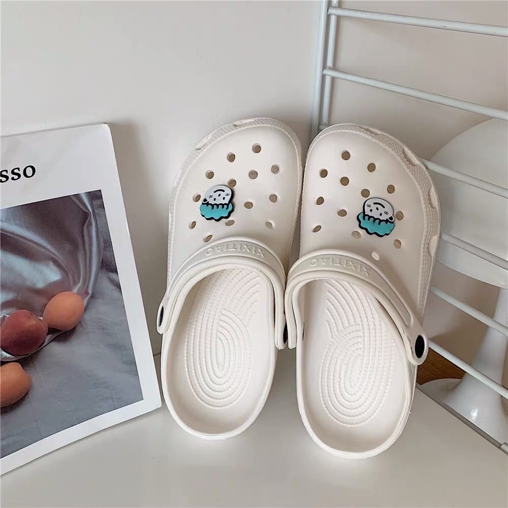 Here to party designer crocs SNZZ161 image