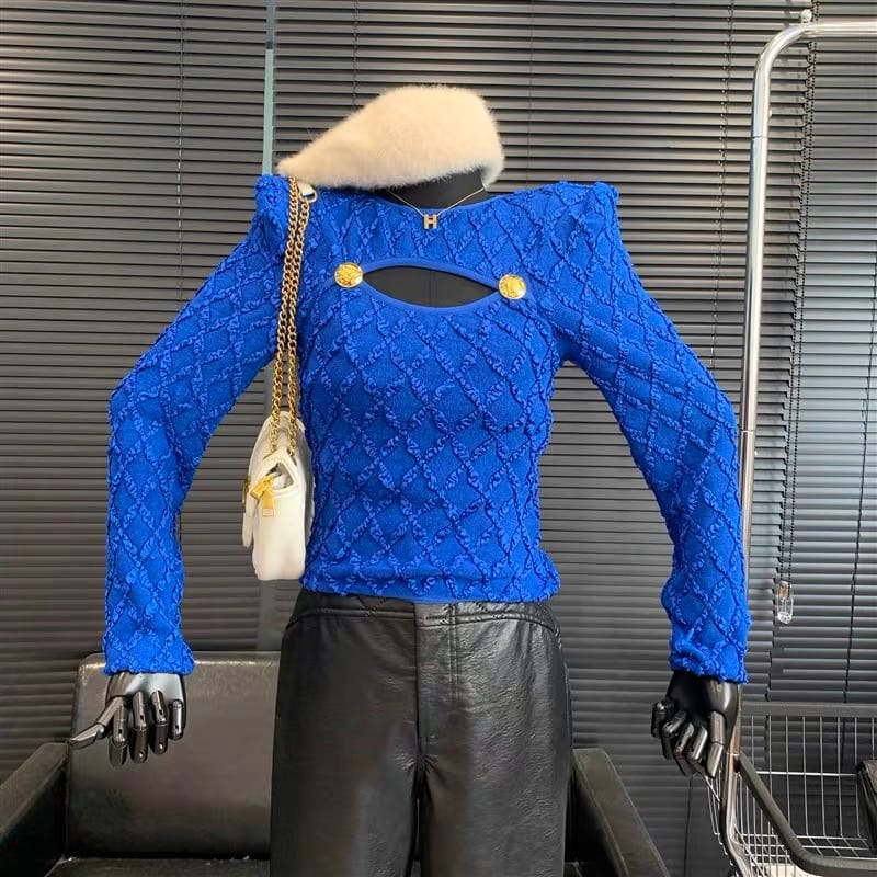 High class ruched top image