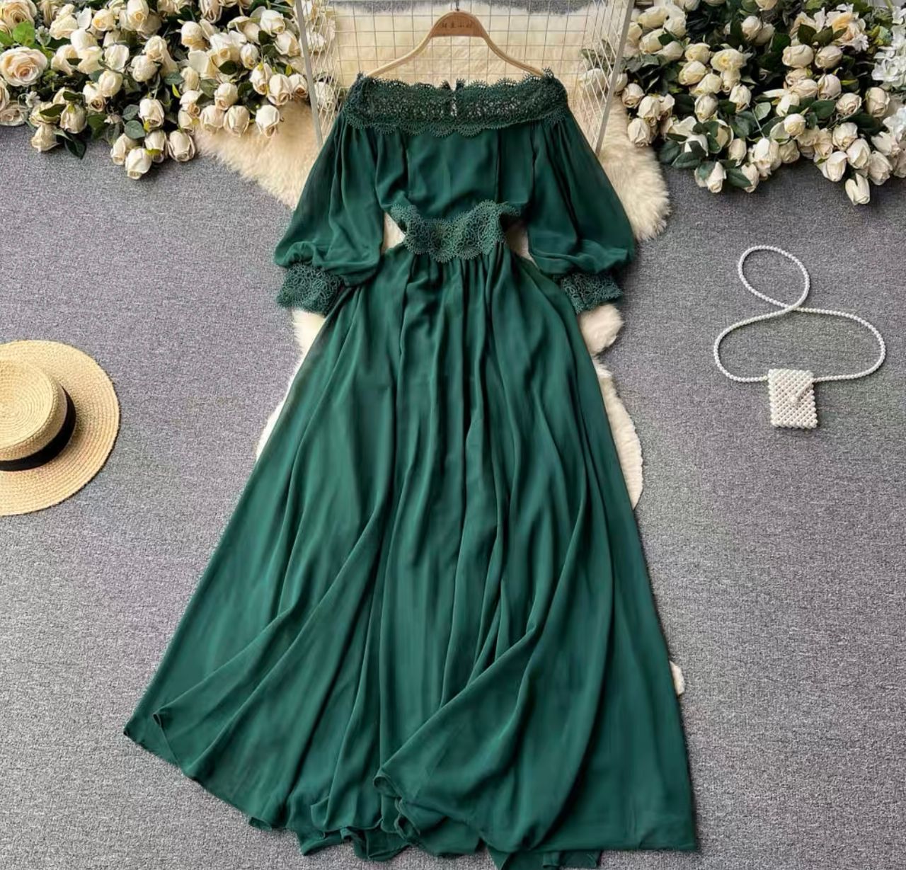 Queen of scots dress CD254 image