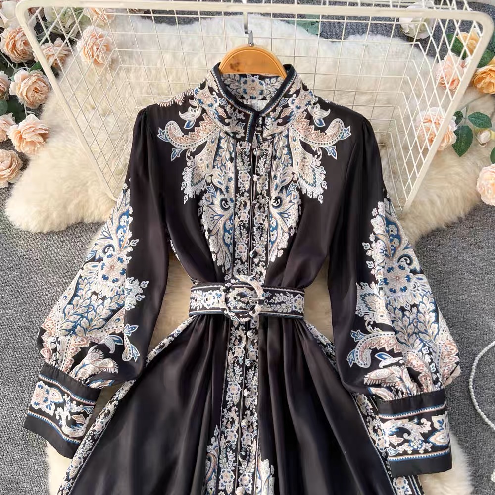 Main character print dress ED44 image