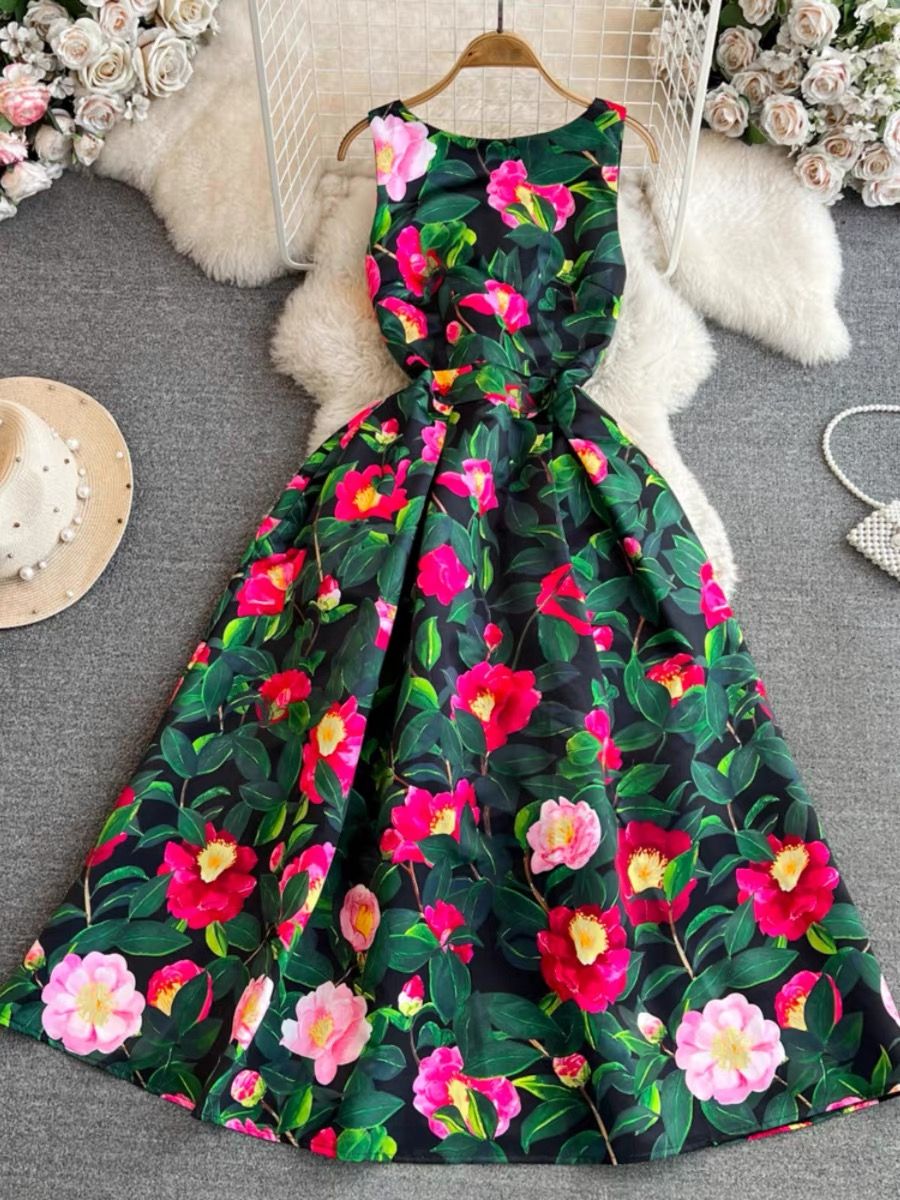 Check your facts floral dress CD715 image