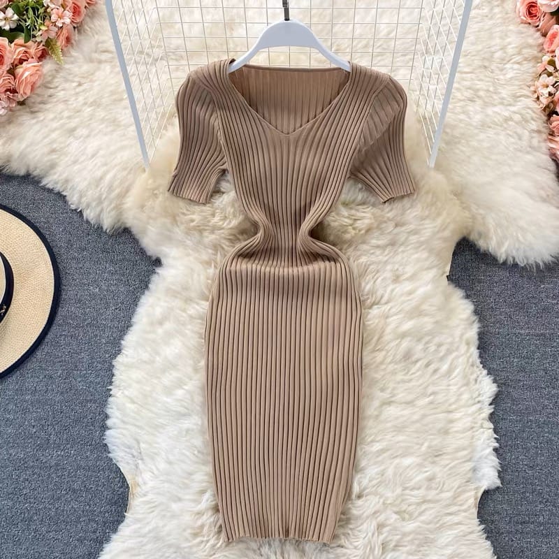 Not worried midi knit gown KBC53 image