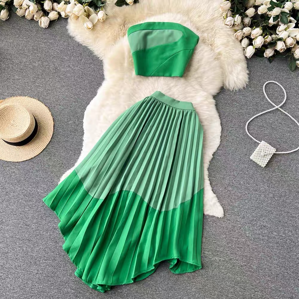 Vixen baddie pleated set TPZZ810 image
