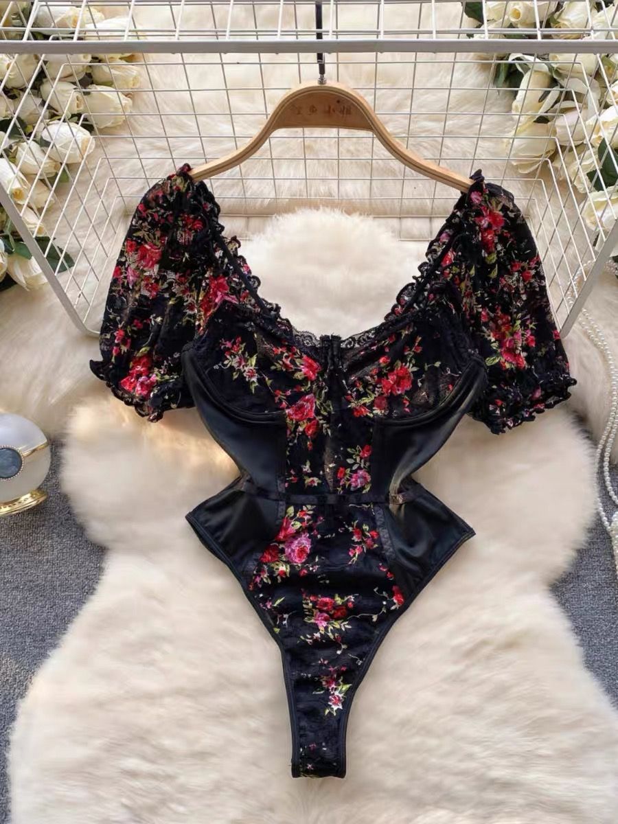 Looking like a star floral bodysuit top TZZ2205 image